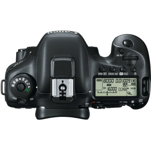 دوربین کانن 7D Mark II بدنه